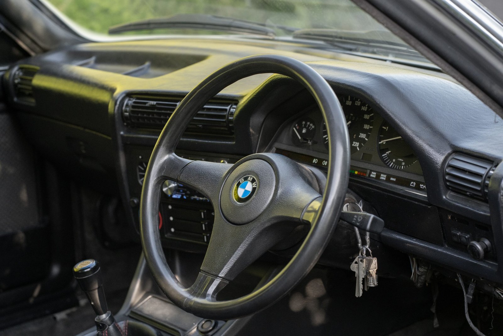 bmw car key in ignition